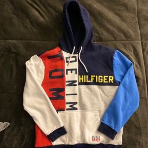 RARE Tommy Hilfiger hoodie